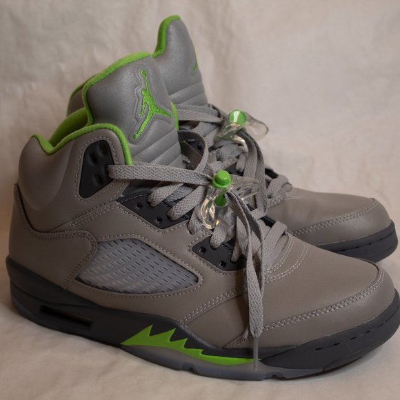 Size 8 - Nike Air Jordan 5 Retro Green Bean. Pre-Owned